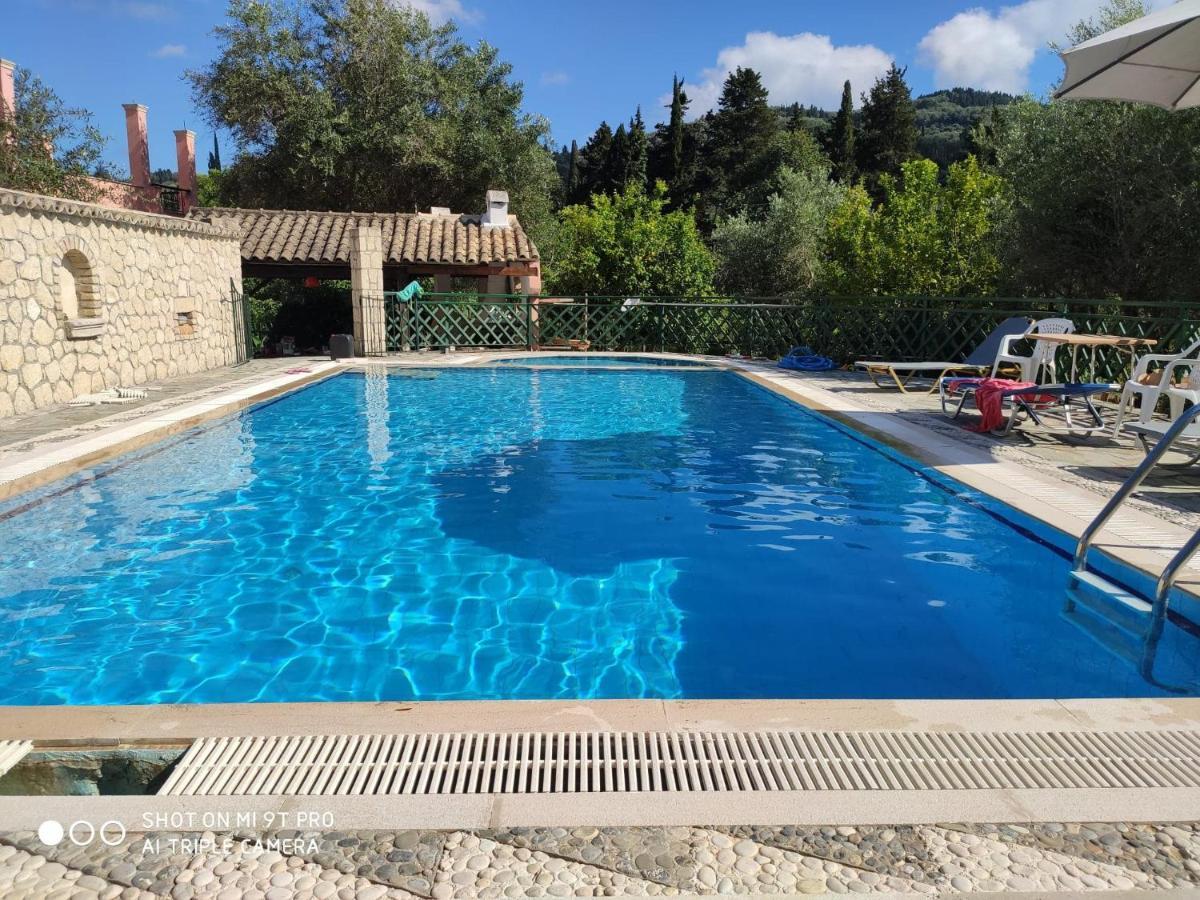 Pool Villa Grigoris Aspiotades Dış mekan fotoğraf