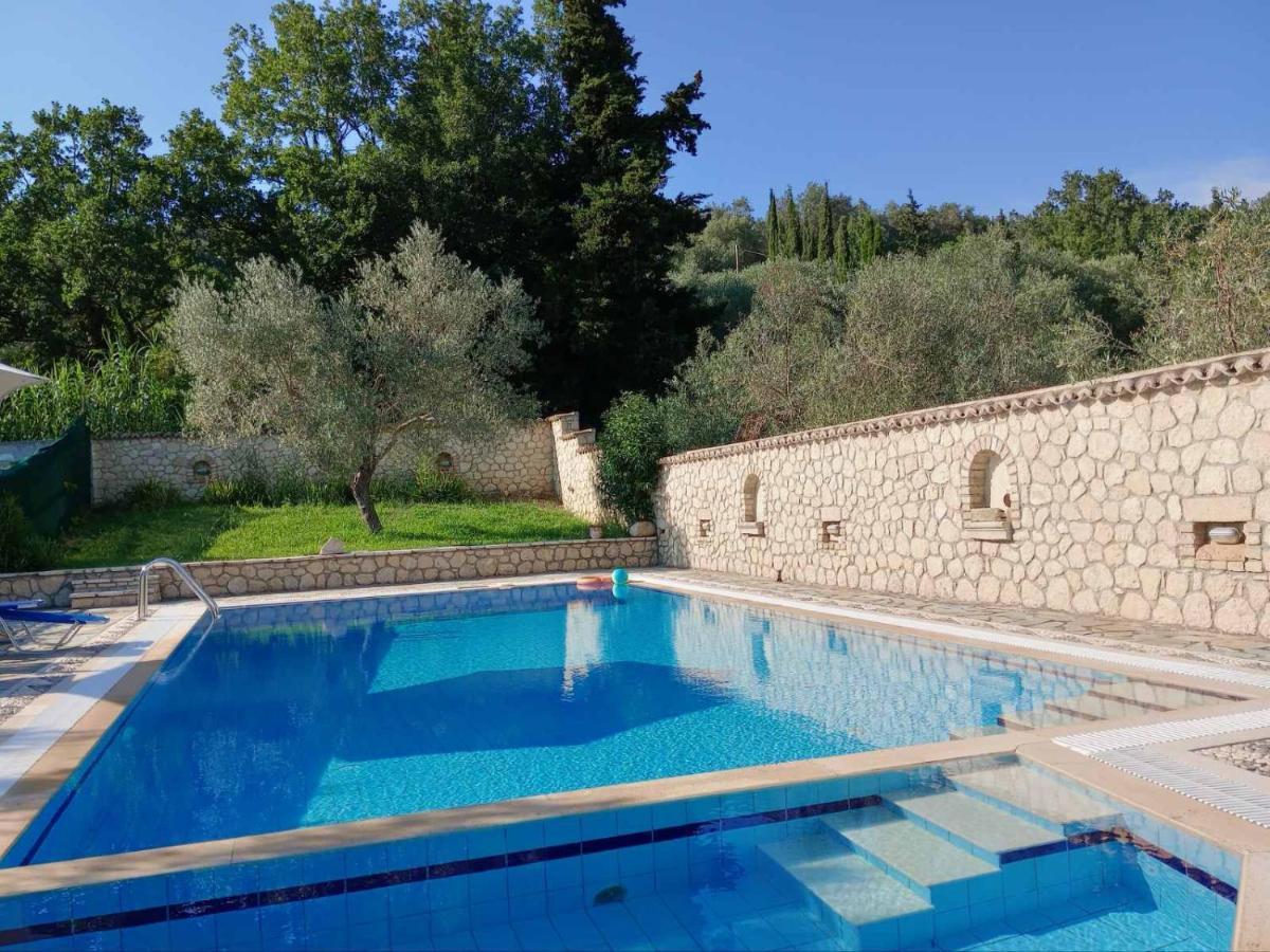 Pool Villa Grigoris Aspiotades Dış mekan fotoğraf
